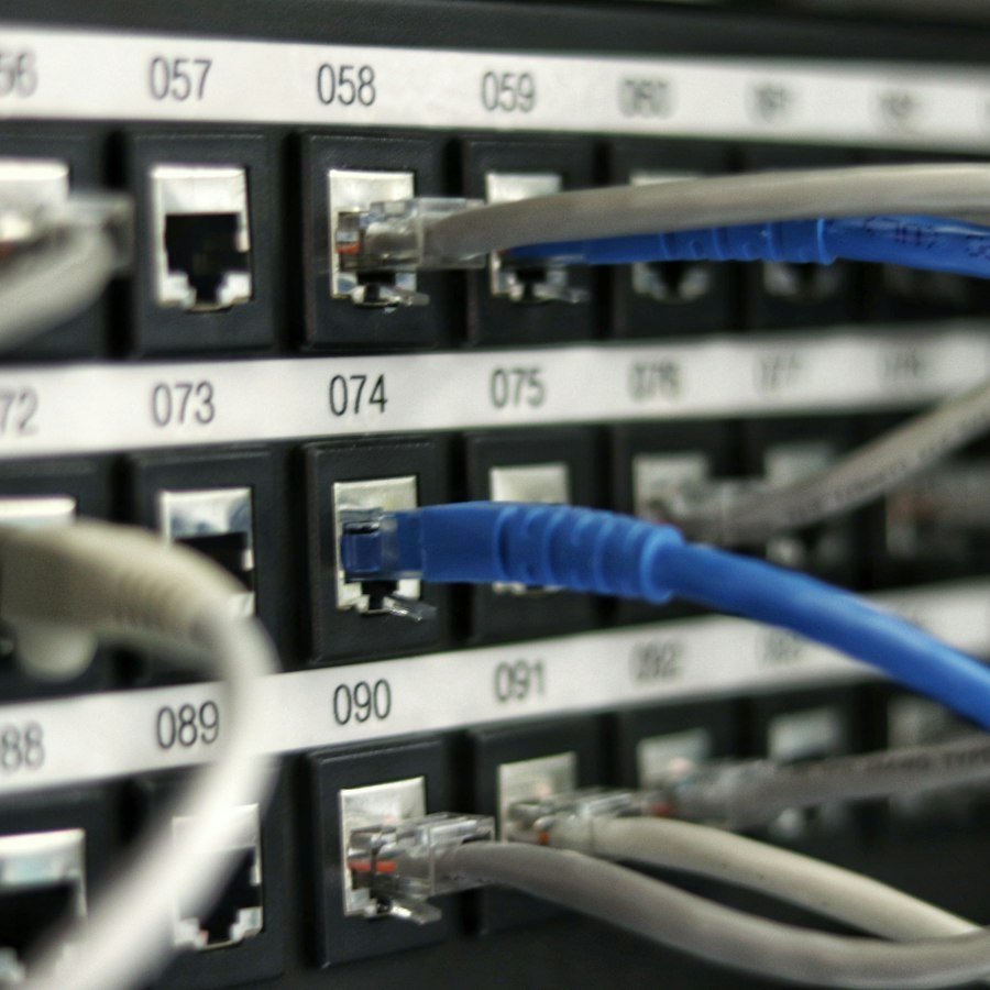 كابل شبكة Cat6 – لفة 305 متر
